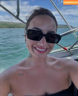 Demi Lovato photo #0604