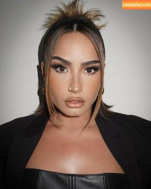 Demi Lovato фото #0625