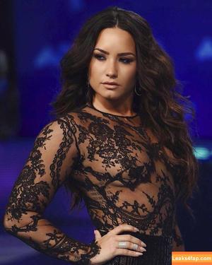 Demi Lovato фото #0647