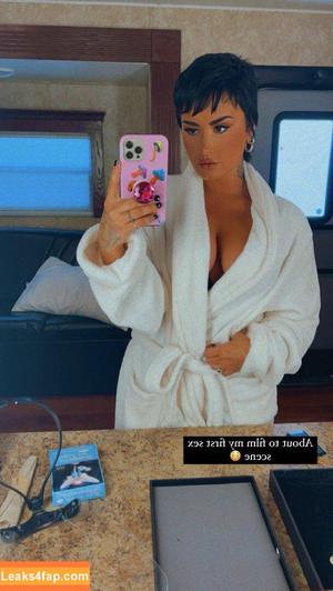Demi Lovato photo #0659