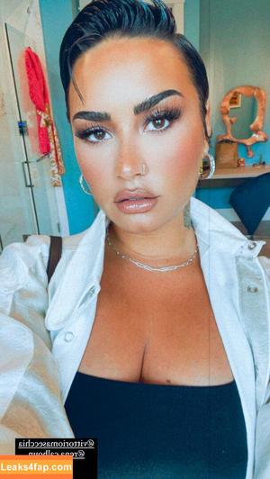 Demi Lovato photo #0666