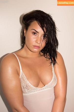 Demi Lovato photo #0737