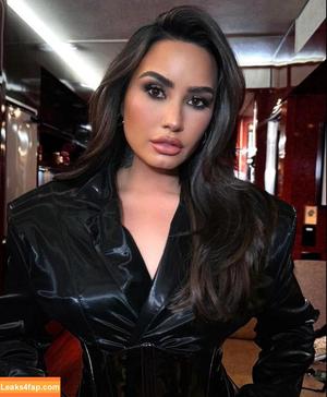 Demi Lovato photo #0790