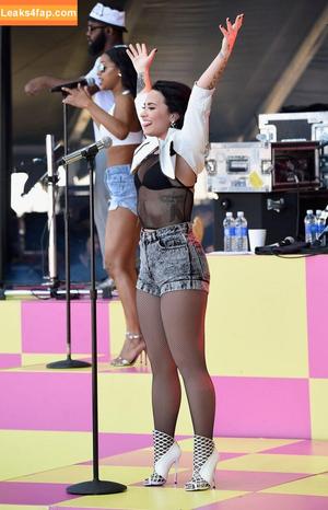 Demi Lovato photo #0805