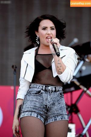 Demi Lovato photo #0807