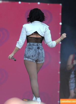 Demi Lovato photo #0810