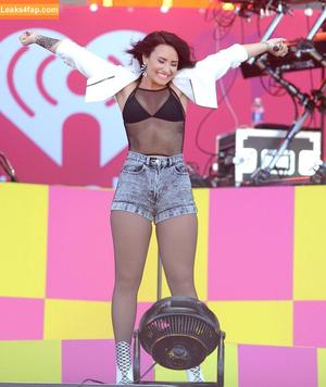 Demi Lovato photo #0818
