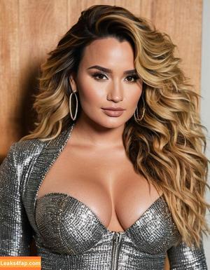 Demi Lovato photo #0835