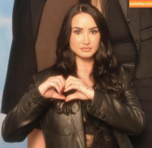 Demi Lovato photo #0857