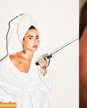 Demi Lovato photo #0895