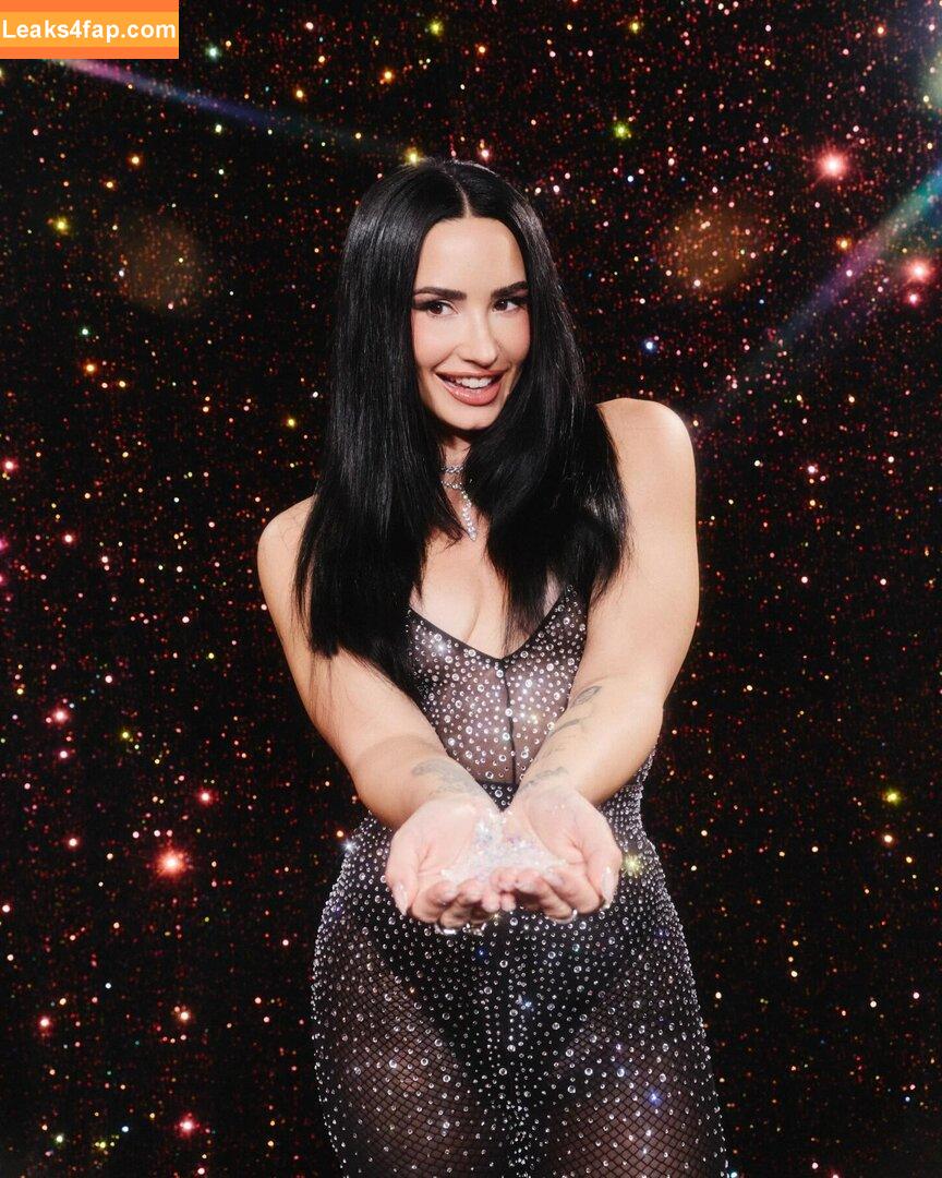 Demi Lovato / ddlovato leaked photo photo #1028