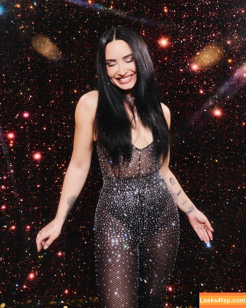 Demi Lovato / ddlovato leaked photo photo #1029