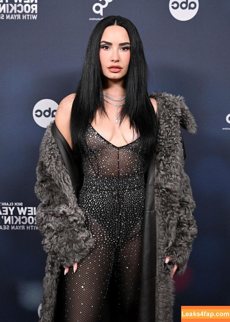 Demi Lovato / ddlovato leaked photo photo #1036