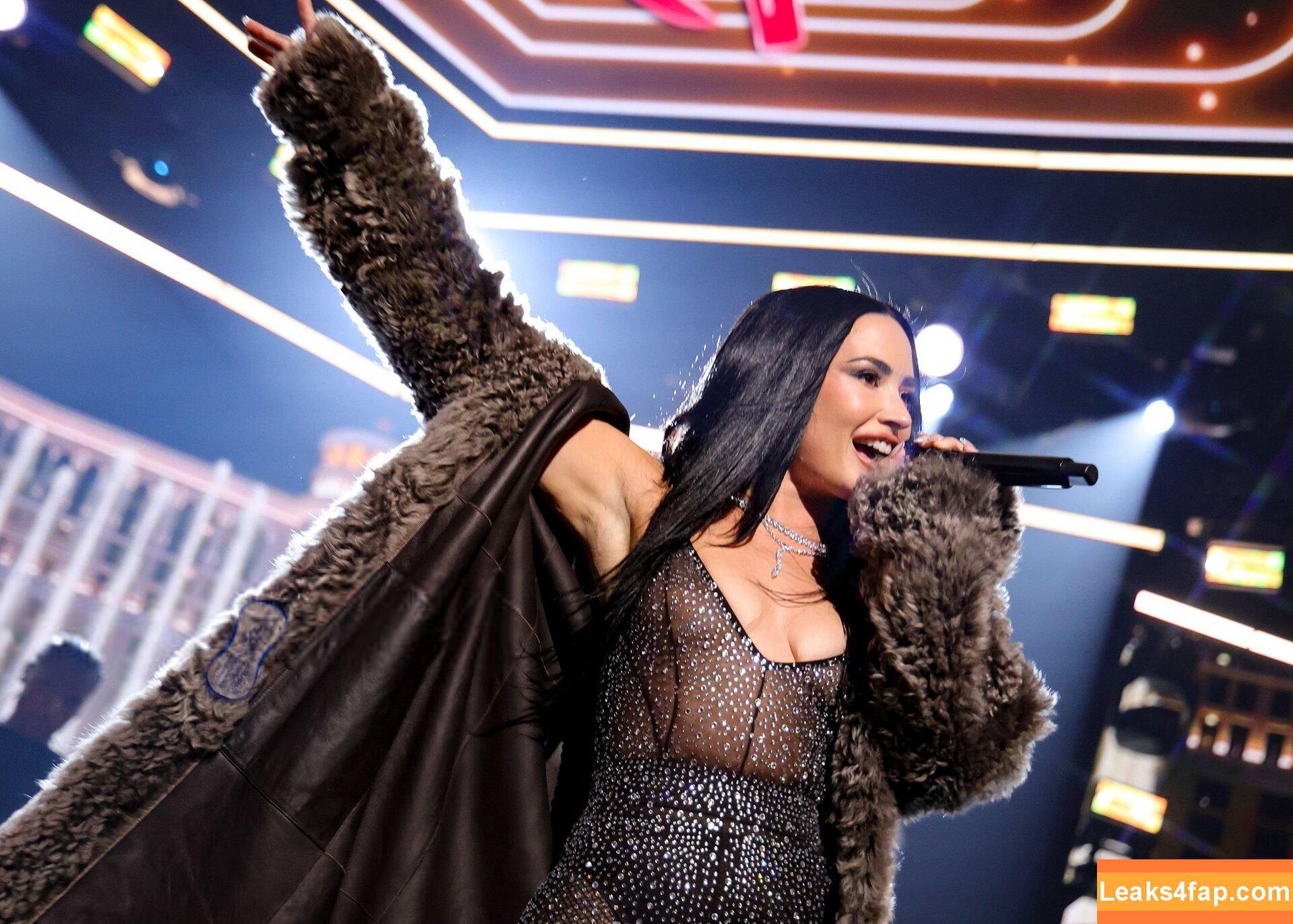 Demi Lovato / ddlovato leaked photo photo #1062