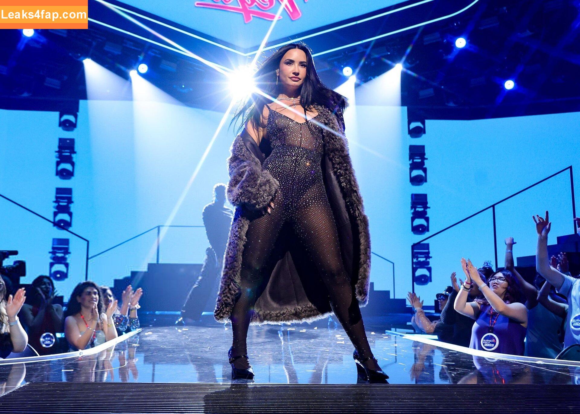 Demi Lovato / ddlovato leaked photo photo #1075