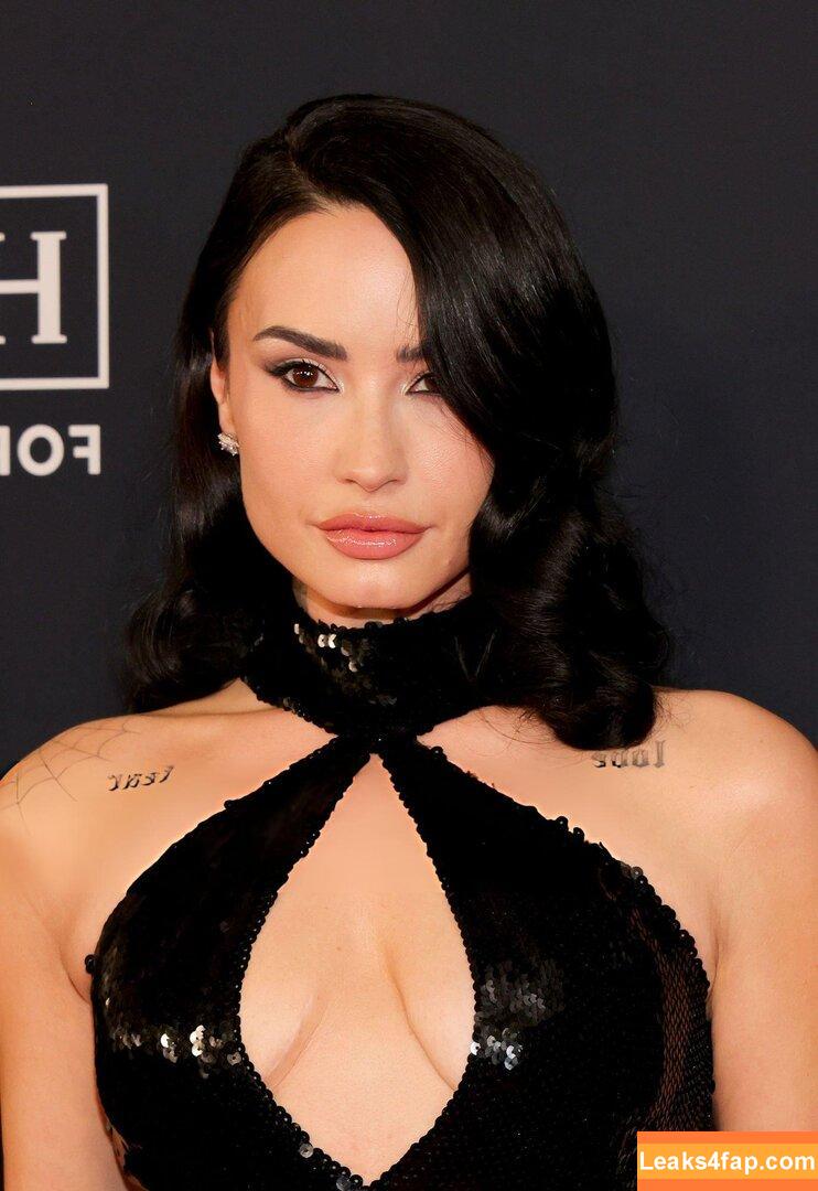 Demi Lovato / ddlovato leaked photo photo #1095