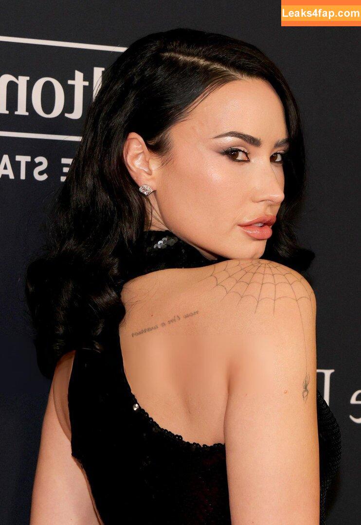 Demi Lovato / ddlovato leaked photo photo #1096