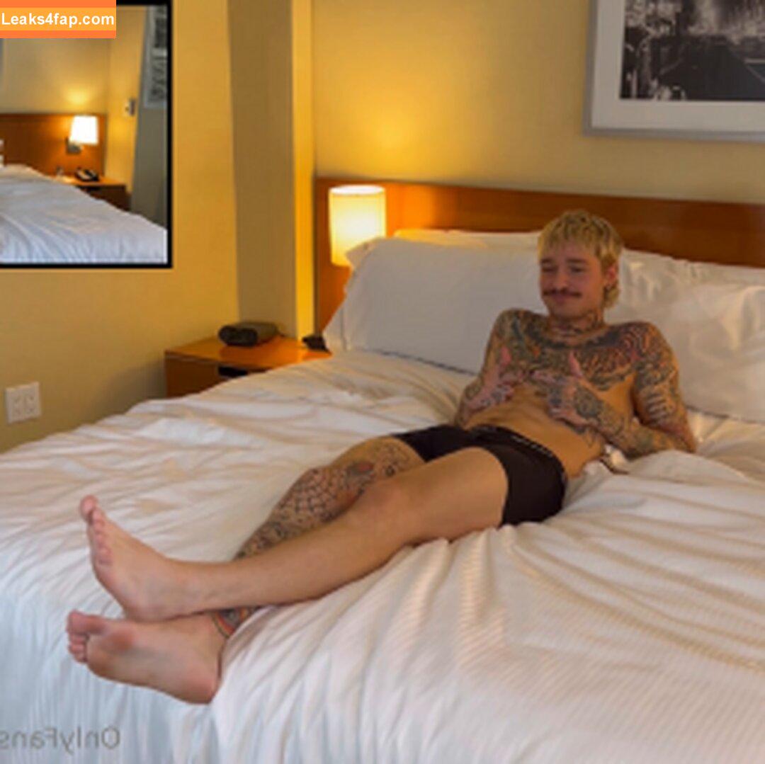 Demi Novak / Deminovak_ / friendlydemi leaked photo photo #0002