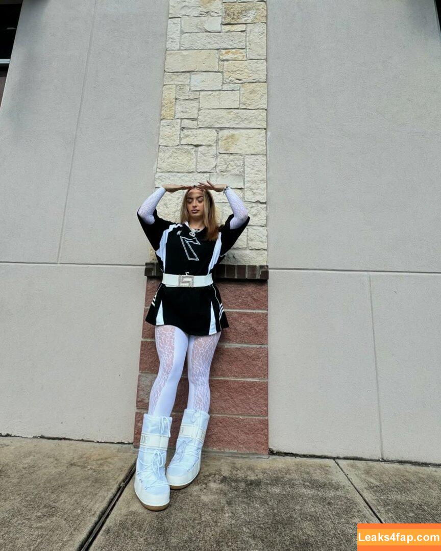 des_suzanne / destiny_suzanne_ leaked photo photo #0035