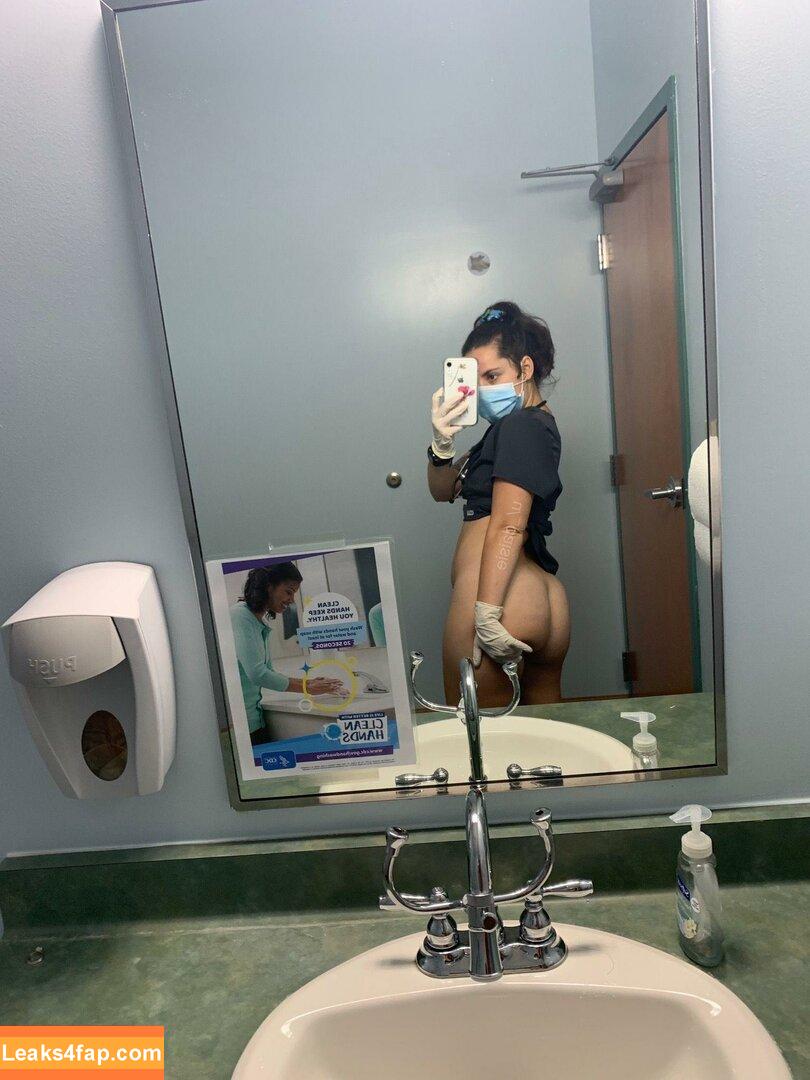 Dimepiece / Daisiegirl / Petite Wife / _daisiegirl / emmylynnxxx leaked photo photo #0001