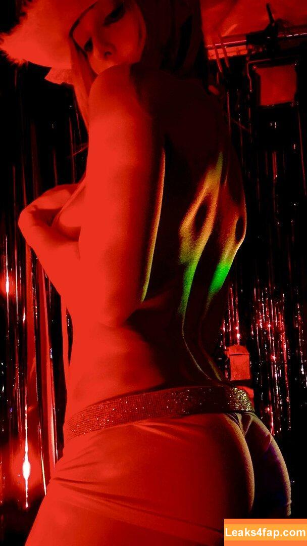 DJMissShelton leaked photo photo #0012