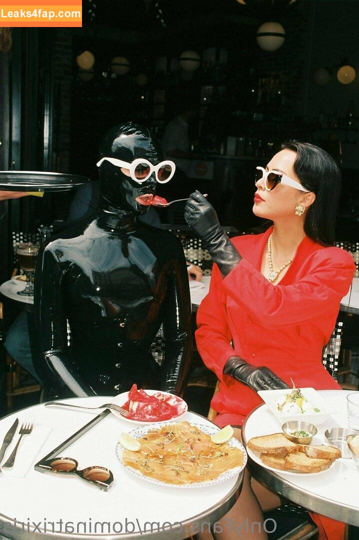 dominatrixiris / houseofiris.official leaked photo photo #0020
