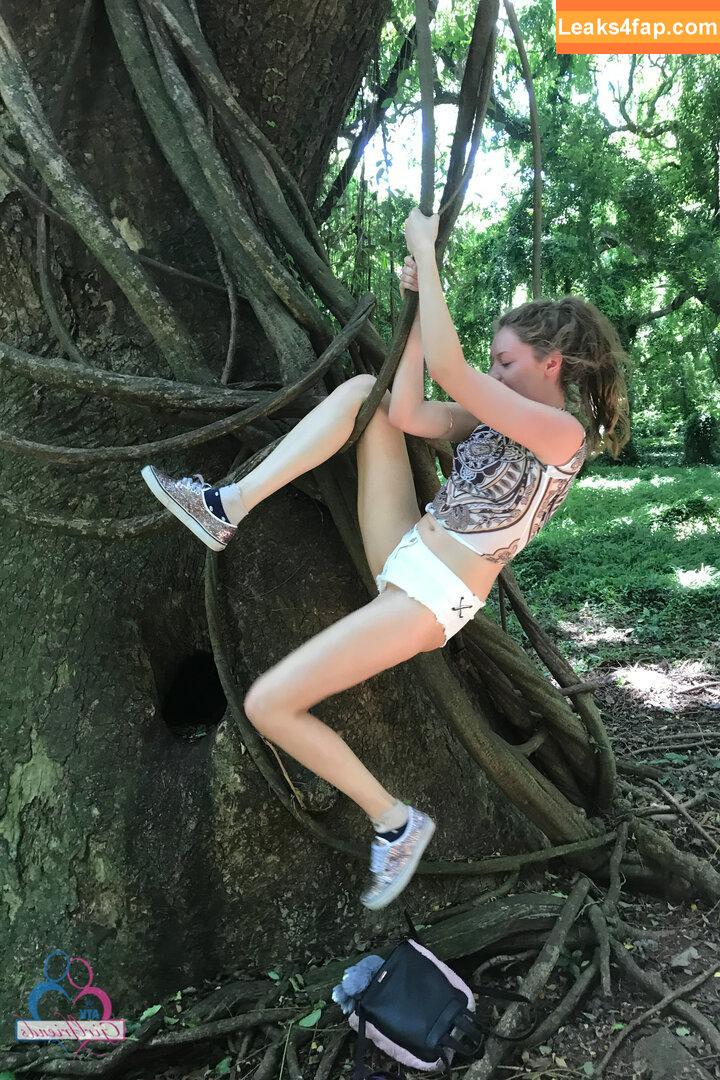 Elena Koshka / elenakoshkaxoxo / therealelenakoshka leaked photo photo #0283