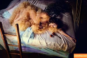 Elena Koshka photo #0396