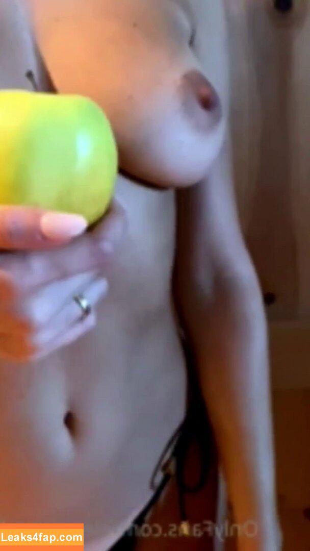 Elena Morali / Elena_Morali / elenamoralireal leaked photo photo #0221