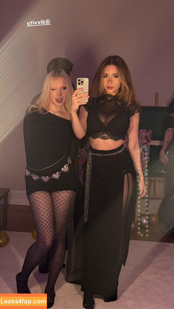 Elina / elinatwitch leaked photo photo #0076