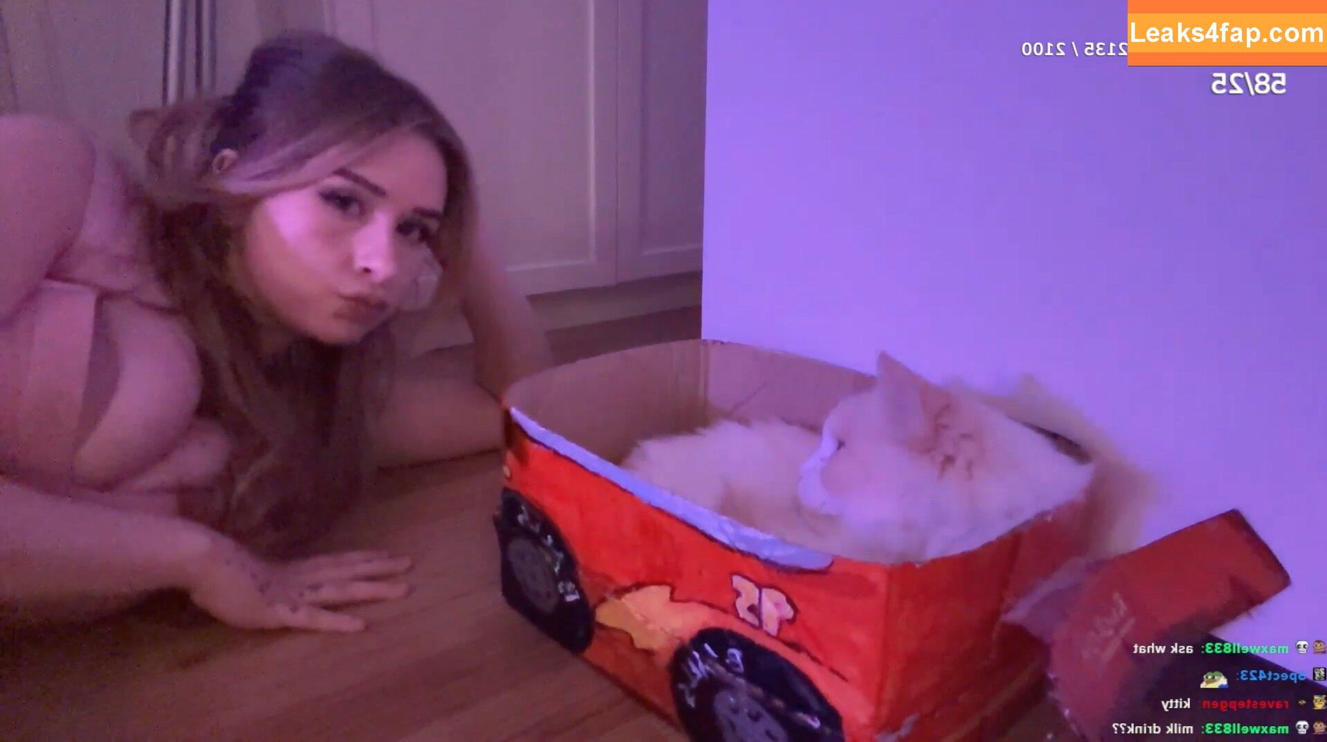 Elina / elinatwitch слитое фото фото #0112