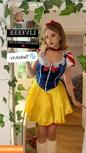 Elina photo #0030