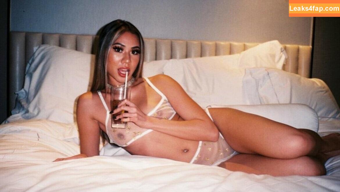 Elizaachar / coconut_cali / https: leaked photo photo #0056