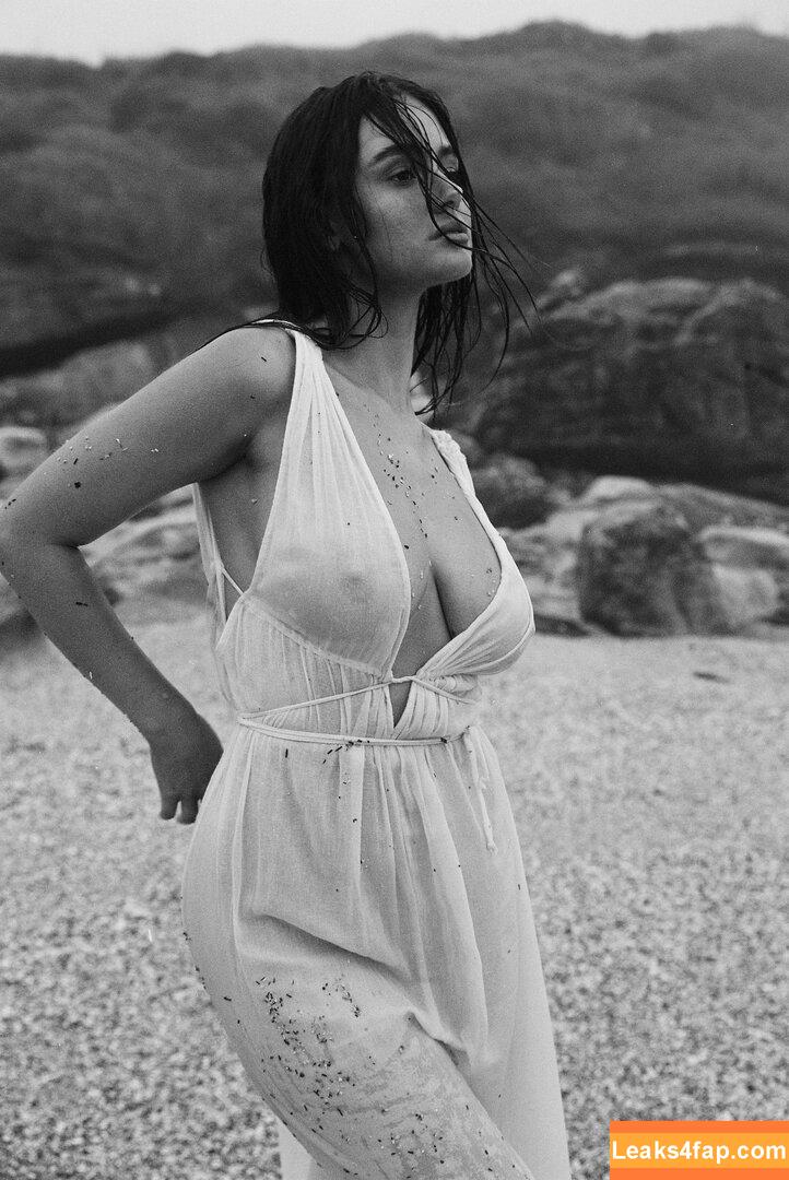 Ella Cervetto / ellacervetto слитое фото фото #0117