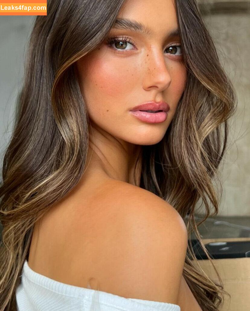 Ella Cervetto / ellacervetto слитое фото фото #0212