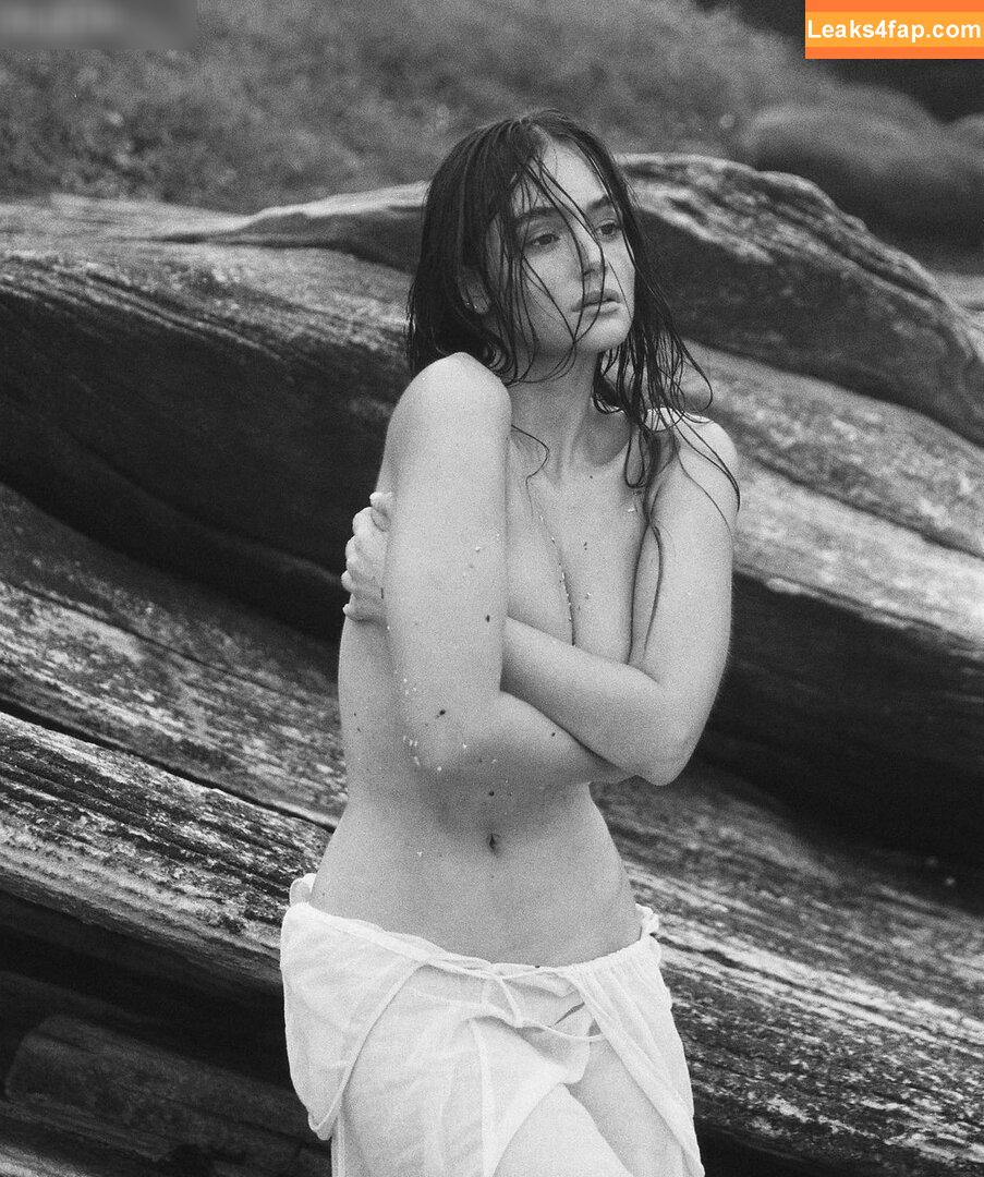 Ella Cervetto / ellacervetto слитое фото фото #0297