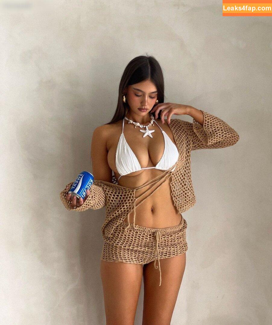 Ella Cervetto / ellacervetto слитое фото фото #0355