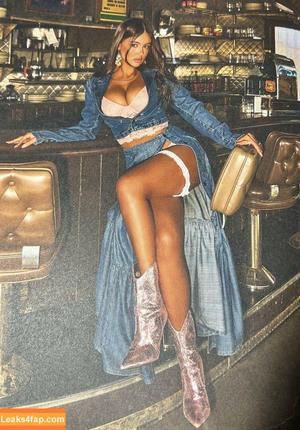 Ella Cervetto photo #0838