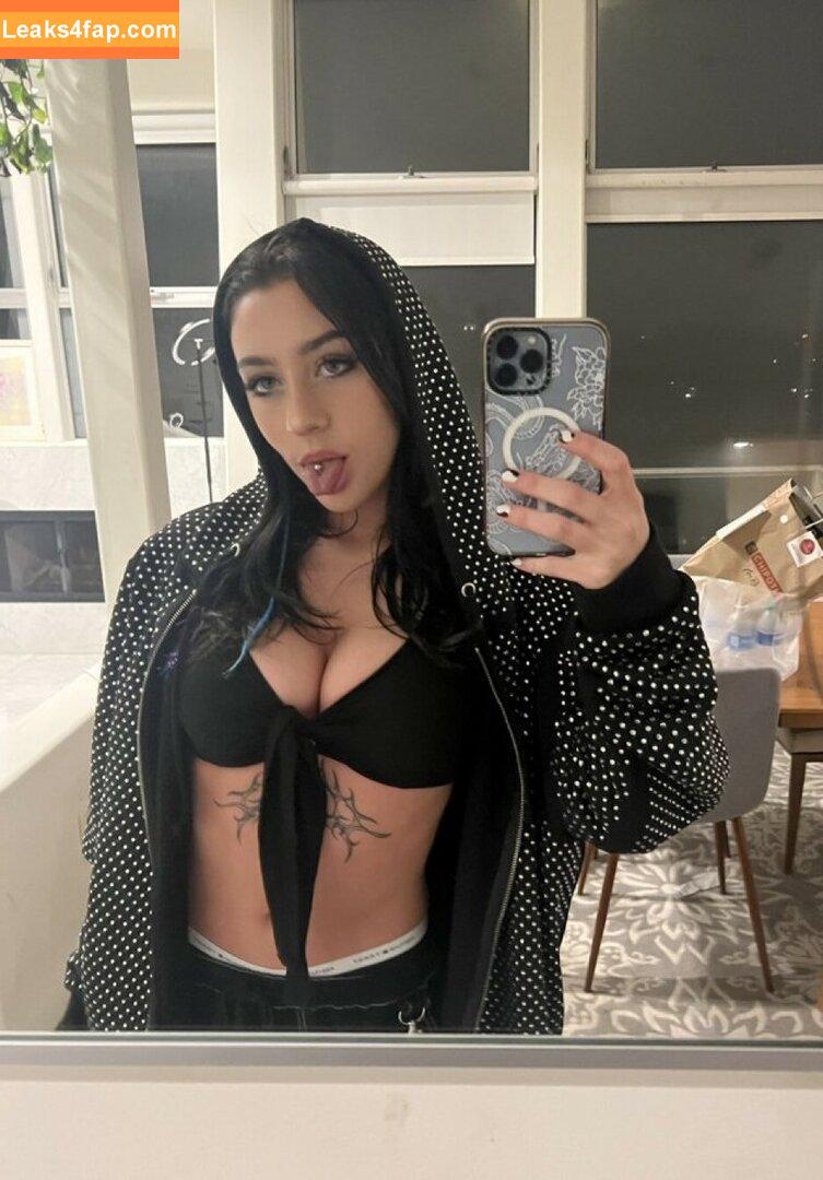 Elle Taylor / elletaylxr / elletaylxrr leaked photo photo #0010