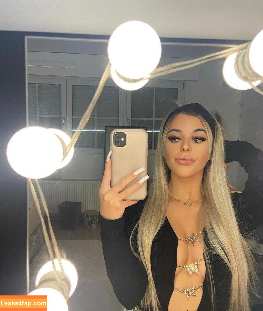 ellenofficial / ellamaiofficial / ellenofficial__ leaked photo photo #0012