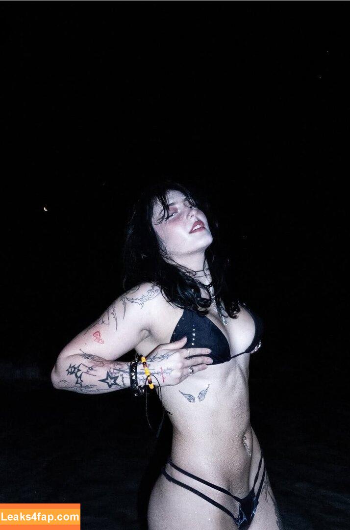 Elliemoore / Ellie.moore04 / Ellmari.e / elliemoore_official leaked photo photo #0001