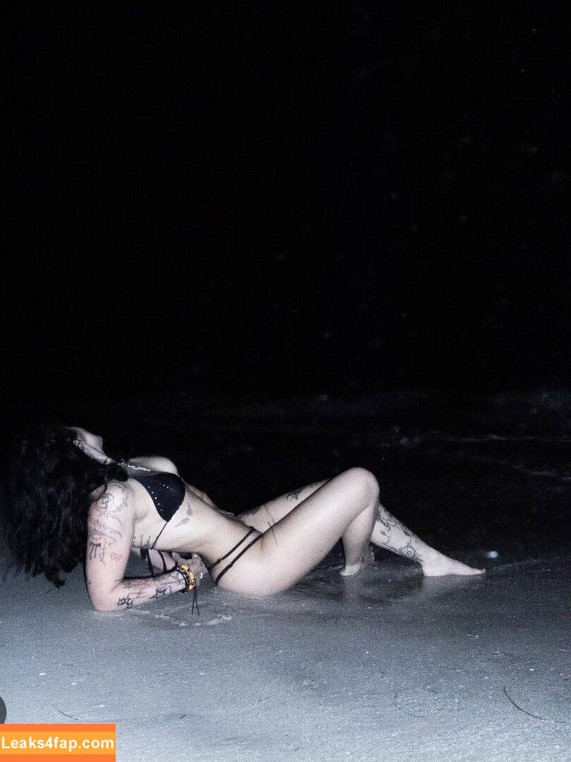Elliemoore / Ellie.moore04 / Ellmari.e / elliemoore_official leaked photo photo #0003
