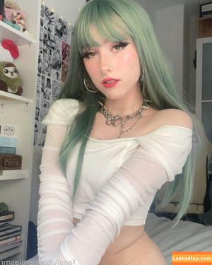 Emi ASMR photo #0011