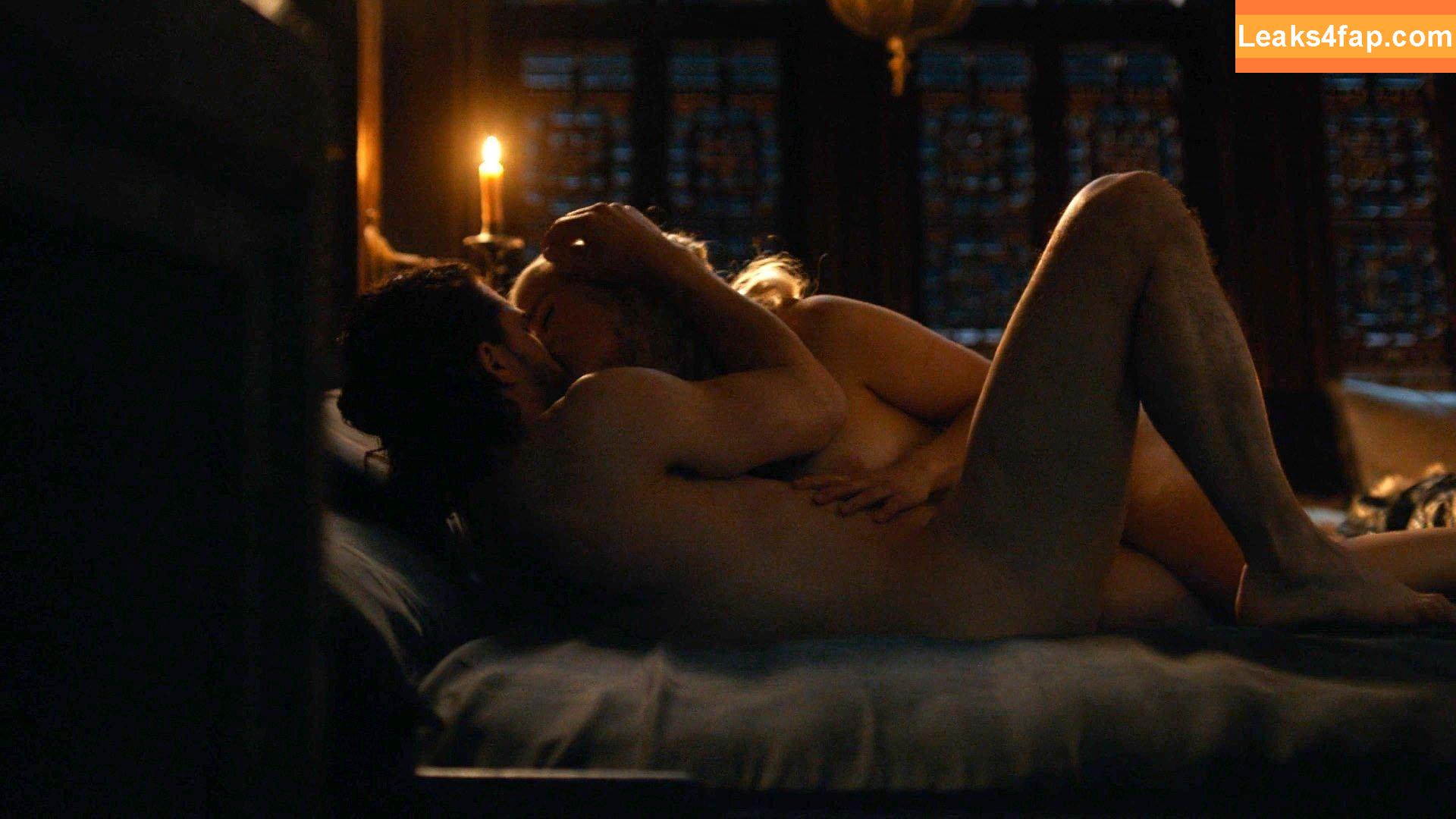 Emilia Clarke / clarkeyxo / emilia_clarke leaked photo photo #0096