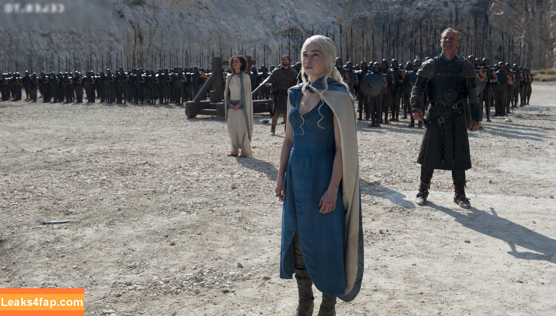 Emilia Clarke / clarkeyxo / emilia_clarke leaked photo photo #0158