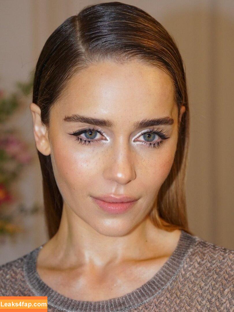Emilia Clarke / clarkeyxo / emilia_clarke leaked photo photo #0164