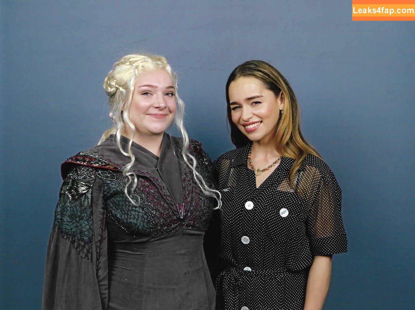 Emilia Clarke / clarkeyxo / emilia_clarke leaked photo photo #0177