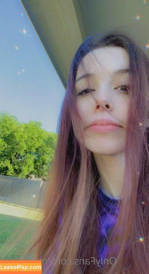 EmiliaNSFW фото #0018