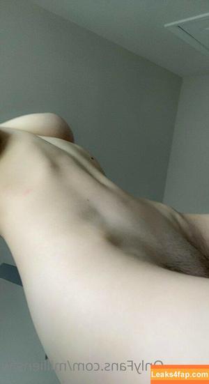 EmiliaNSFW фото #0023