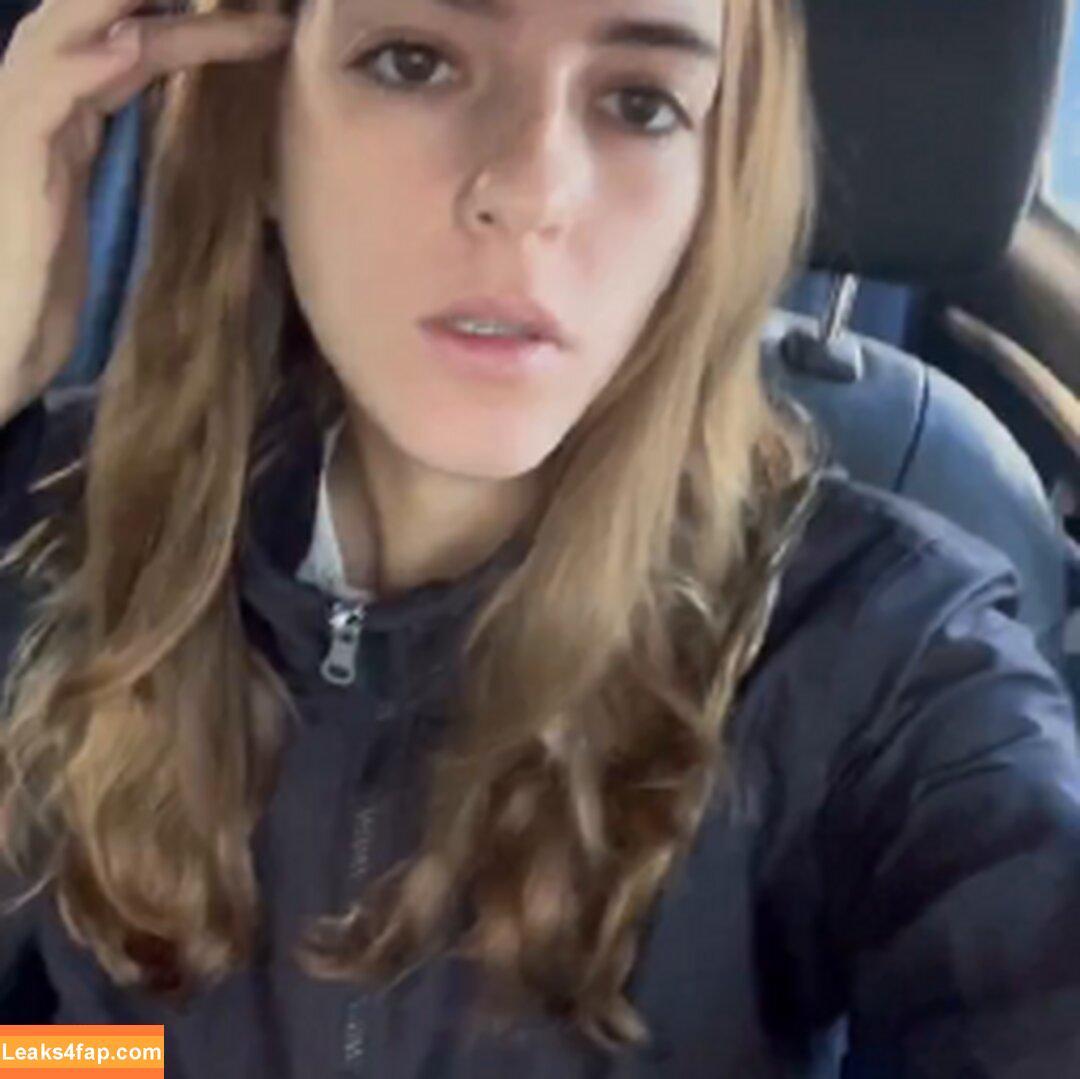 Emily Feld / emily.feld leaked photo photo #0137